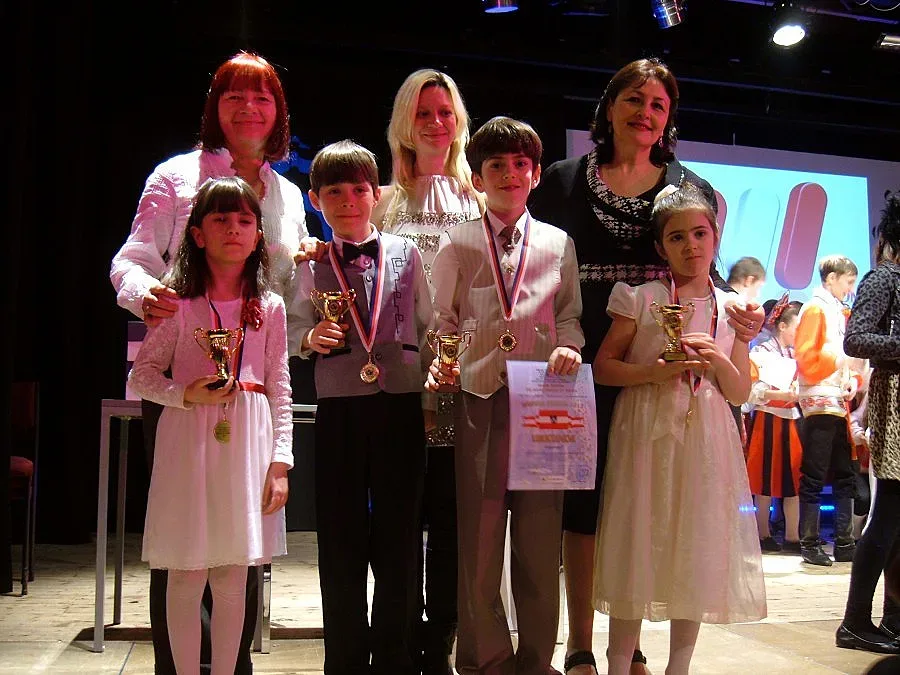 Малки пианисти покориха виенската сцена