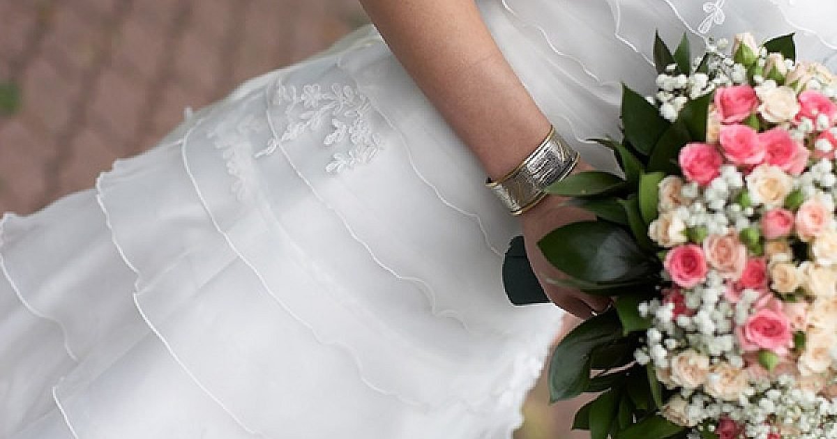 Триминутен брак! Жена се разведе моментално след сватбата си