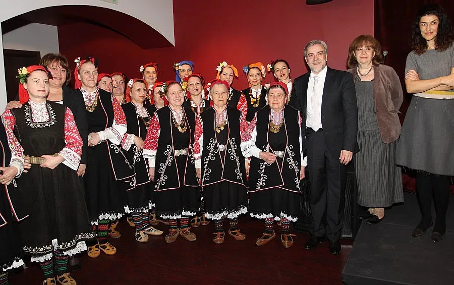 Бистришките баби просълзиха Пенев