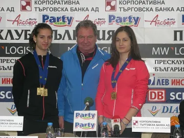 Сестри Стоеви пред договор в Индонезия