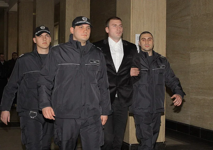 Обвиниха Октай в опит за убийство на Доган