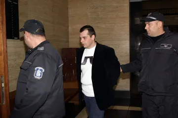 Доживотен затвор за убиеца от "Надежда"