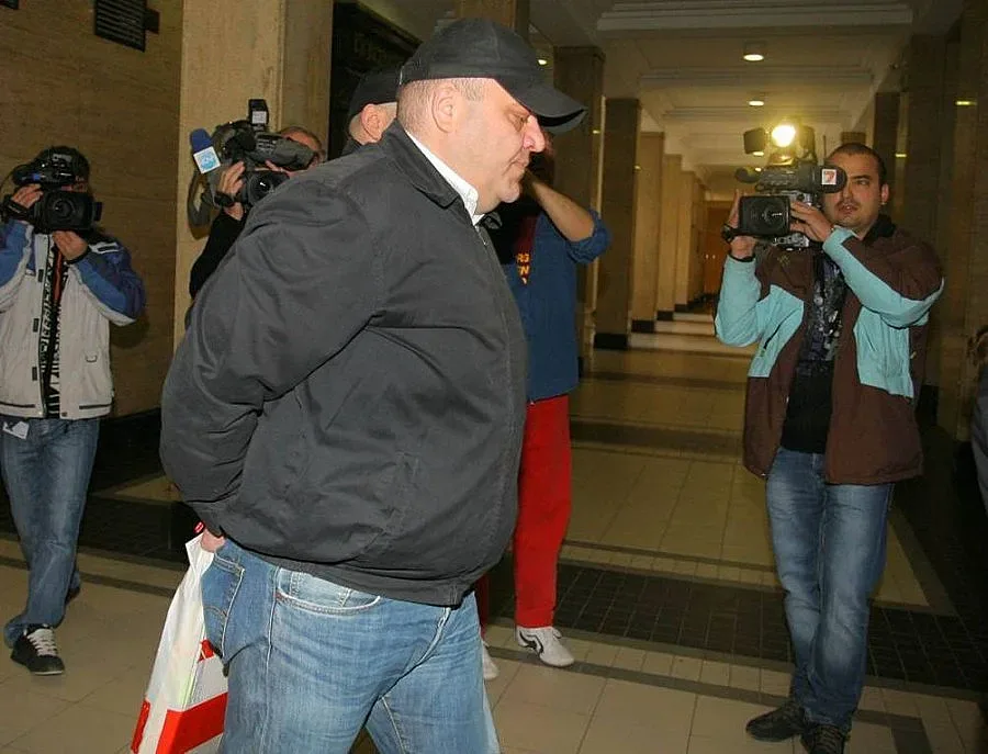 Воайори разплитат убийството на Яна
