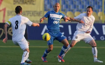 Пелето във фризера, Йовов го следва