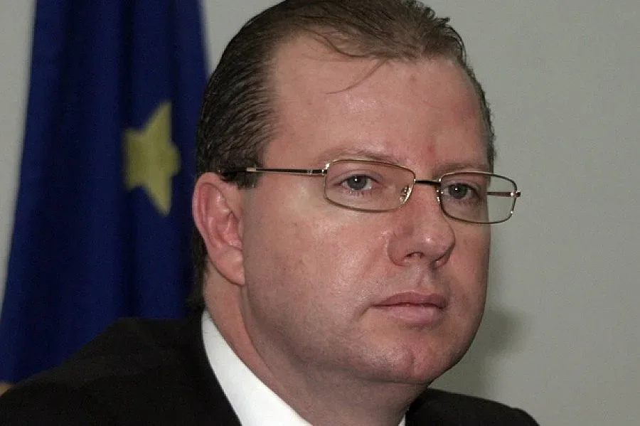 Шефът на НАП влиза в парламента