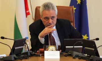 Райков реже по равно от всеки министър 