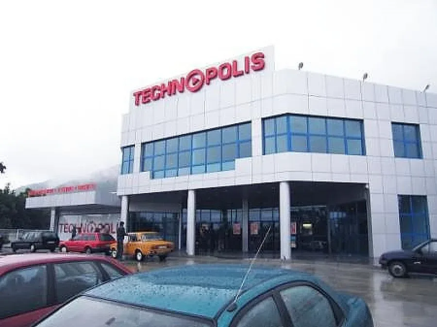 Гласов и жестов контрол на телевизори в ТЕХНОПОЛИС