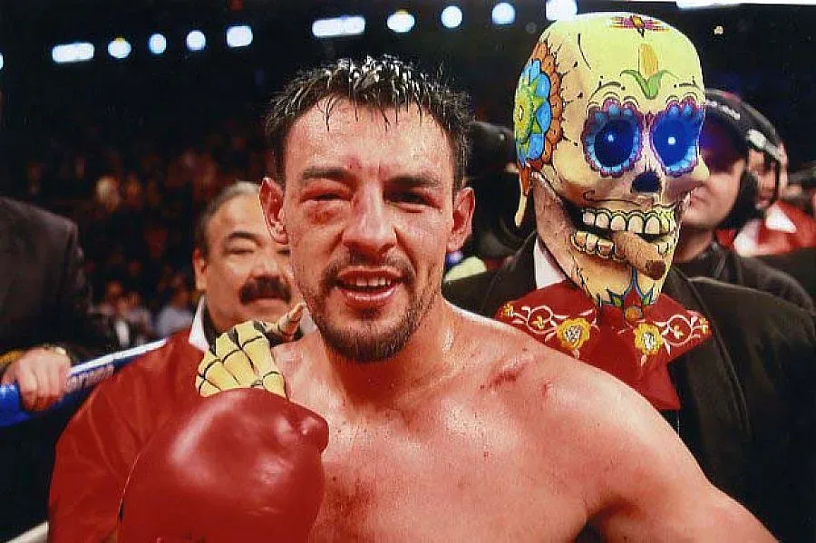 Спипаха с пистолет боксьор на летище