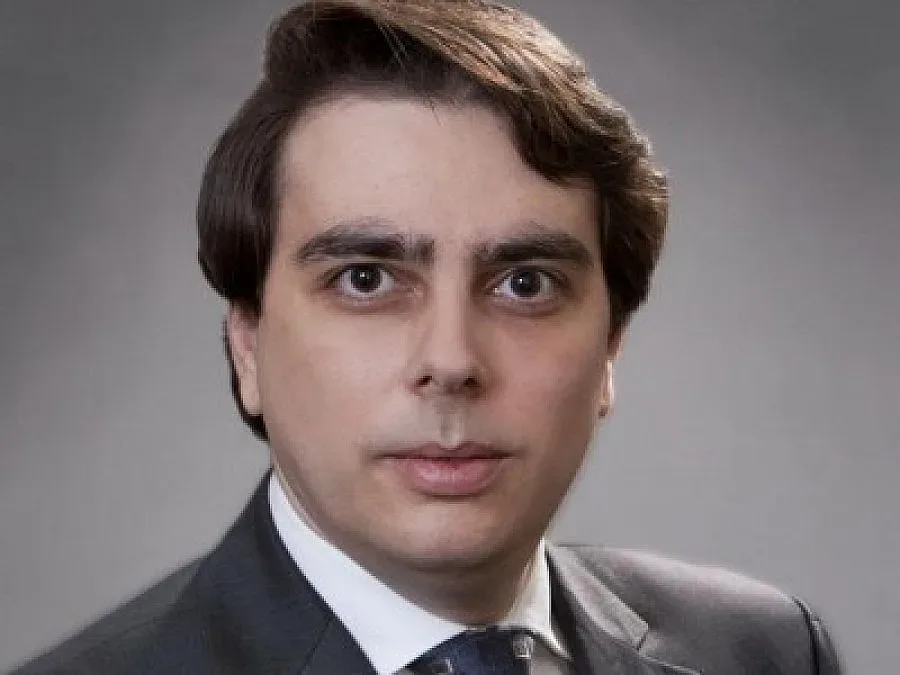 Дългосрочни договори пречат да падне тока