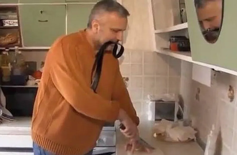 Зартов искал да вкара кутрето в риалити