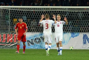 Треньорът на Чехия отърва уволнение