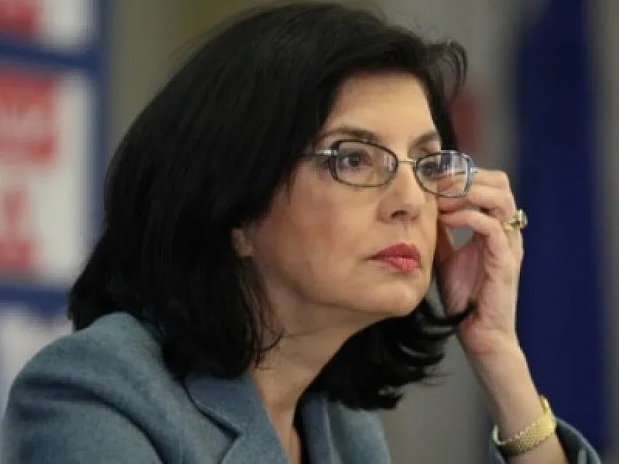 Пратиха на Цацаров подслушването на Кунева  