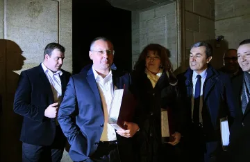 Станишев: Бойко се скри