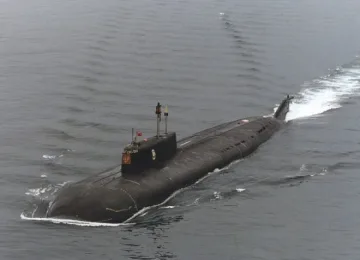 Китай купува изтребители и подводници от Русия