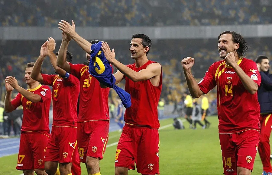 Наводняват терен заради Англия