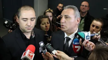 Студенти: Срещата в "Арена Армеец" уронва престижа ни 