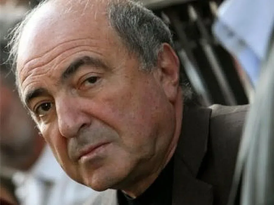 Березовски може да е удушен