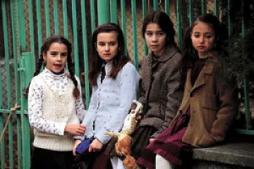 9-годишната Мина дебютира в “Недадените”