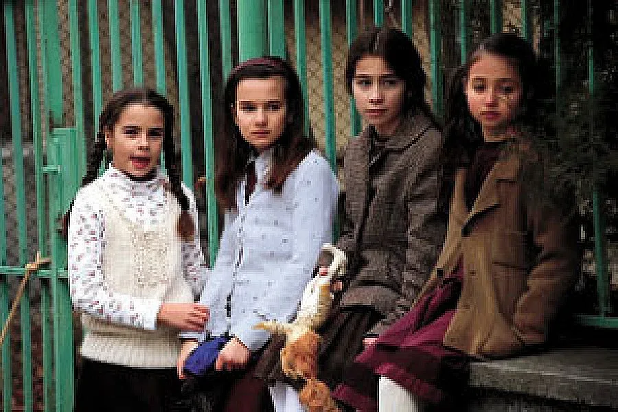 9-годишната Мина дебютира в “Недадените”