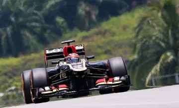 Наказаха Райконен с 3 места назад