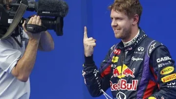 Фетел тръгва пръв в Малайзия