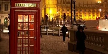 Лондон взима отпечатъци от българи и румънци  
