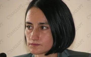 Тристранката умува добавки за майки и пенсионери