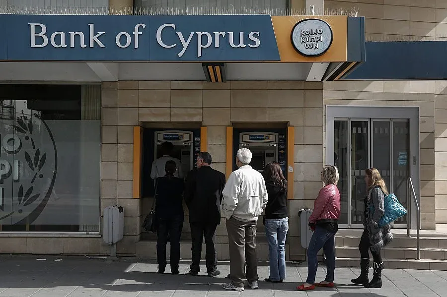 Кипър се отказа от данък депозит