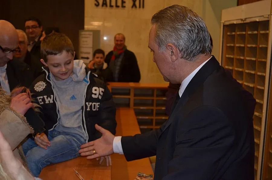 Стоичков взриви българите в Париж