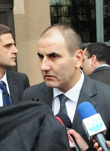 Цветанов: Флоров е назначен лично от Миков