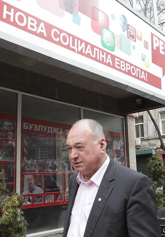 БСП атакува с 40% скок на заплатите