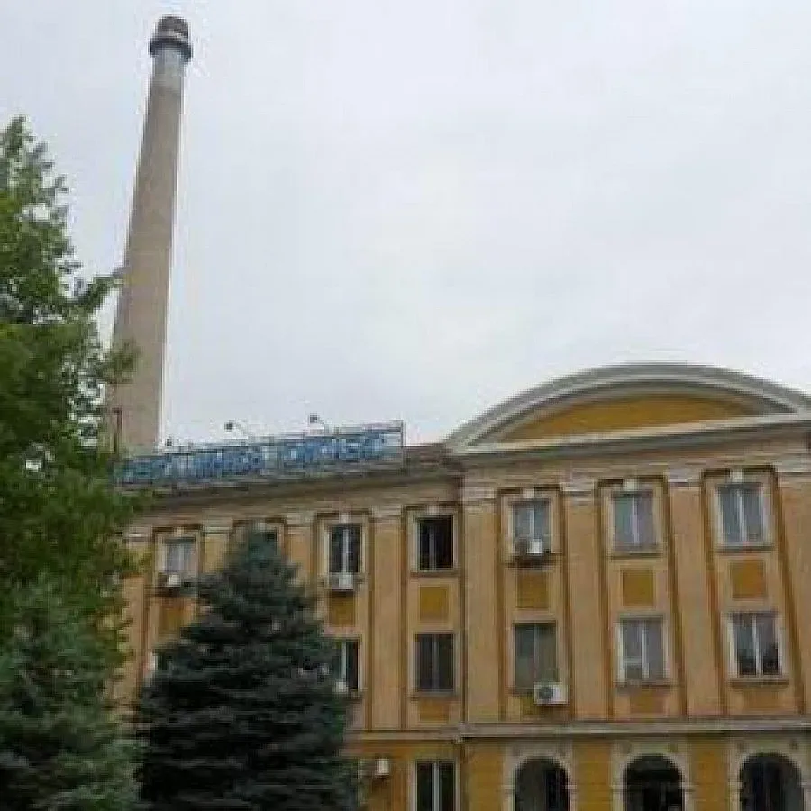 Работническо-мениджърска  сделка спасява КЦМ