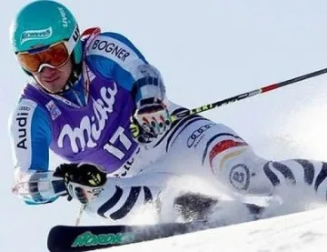 Нойройтер спечели последния слалом 
