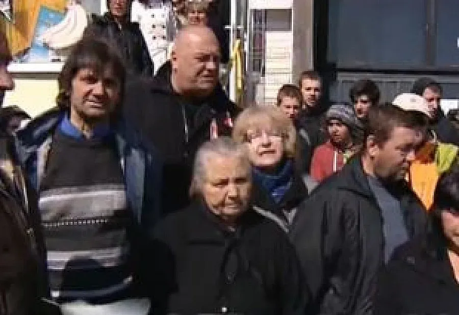 Майката на Петя: Била е само с Емил