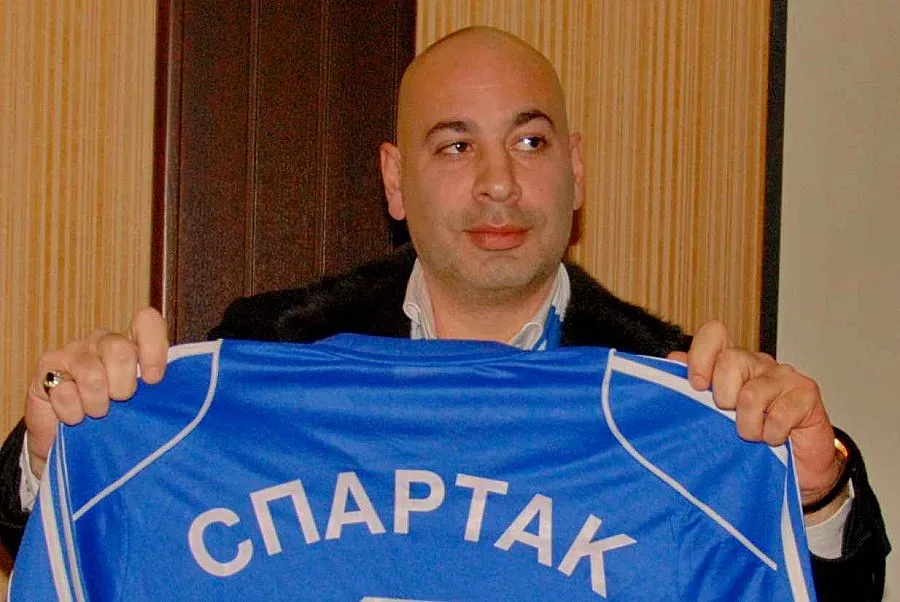 Мениджърът на Валуев спасява "Спартак" (Пл)