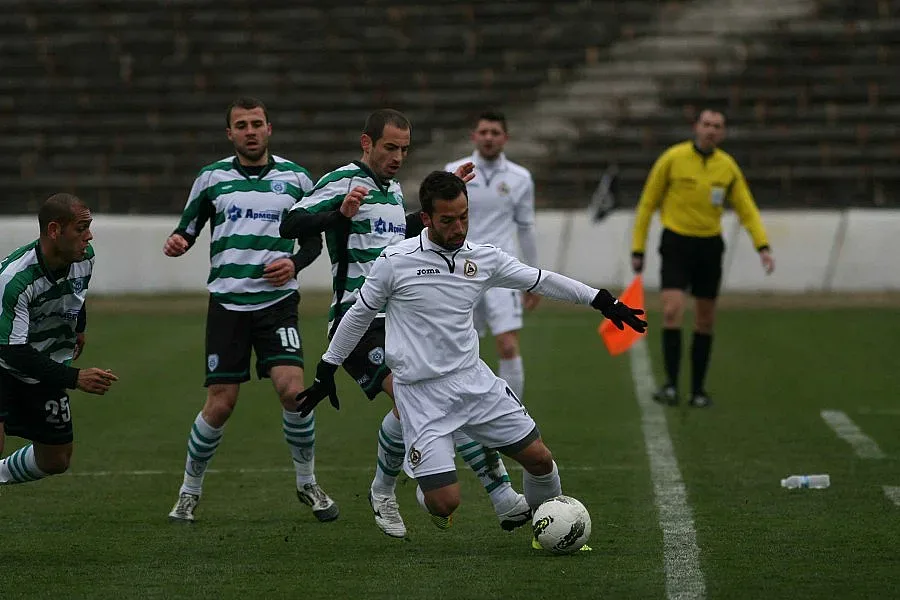 Трета нула за Гонзо