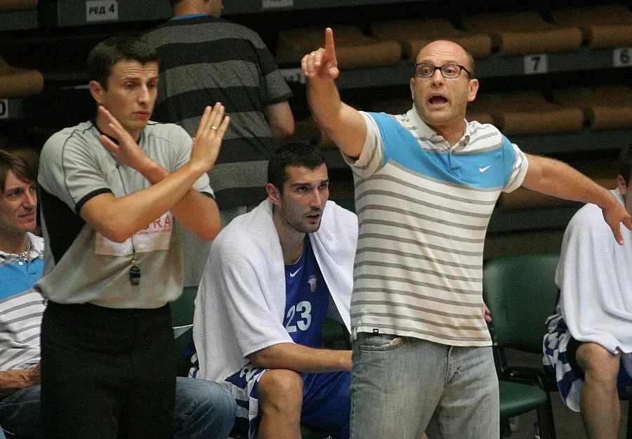 "Левски" отчая "Балкан" с 10 тройки