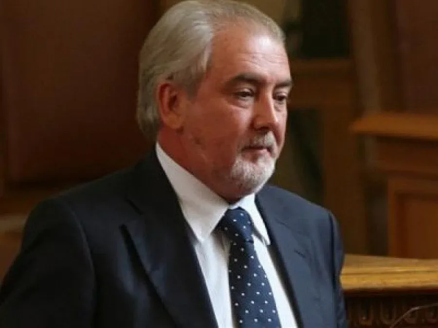 Местан пита премиера за парите за бедствия