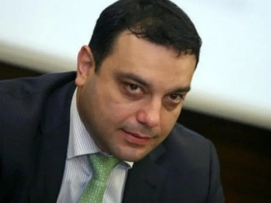 Приватизацията е единствен шанс за "Товарни превози"