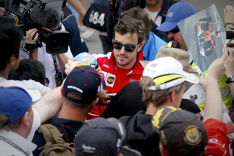 Стартът в Австралия по-скъп от финала в ШЛ