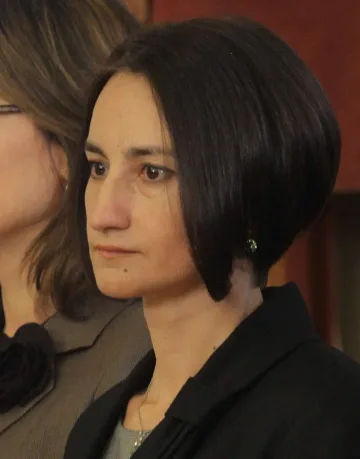 Отличничката на "Дондуков" 1 и 2