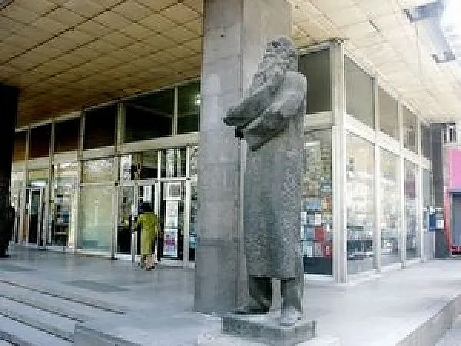 Светлин Русев откри изложбата на Петър Чуклев