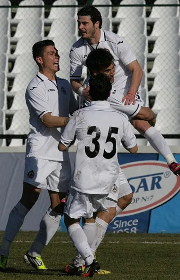 "Славия" мушна 5 на "Миньор"