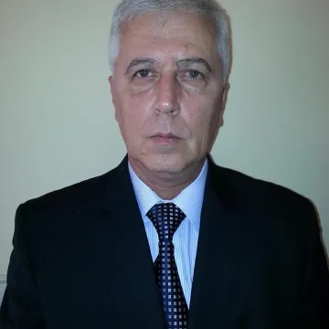 Полковник от ВМА ще лекува здравната система