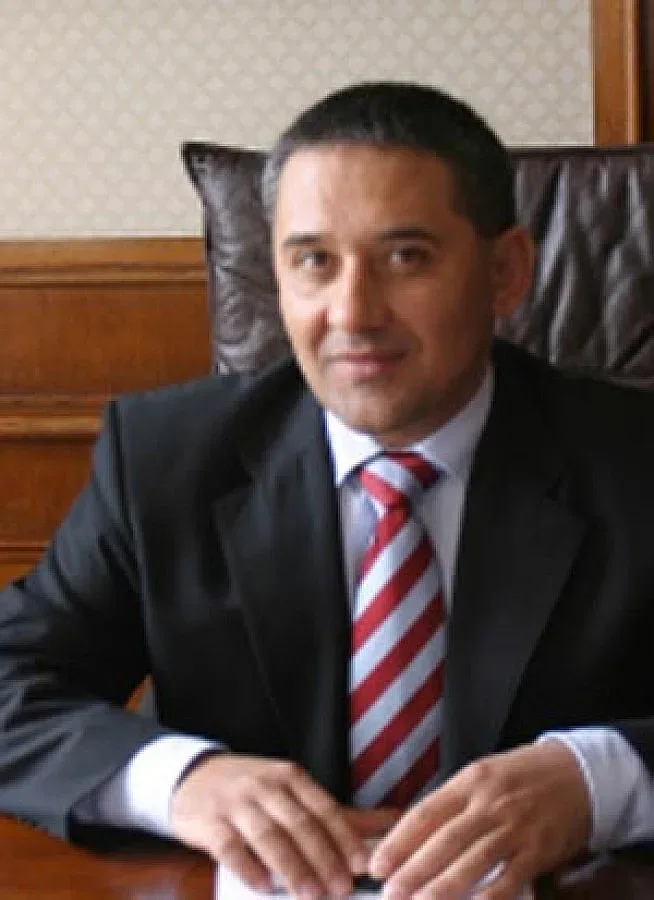 Макроикономист поема финансите