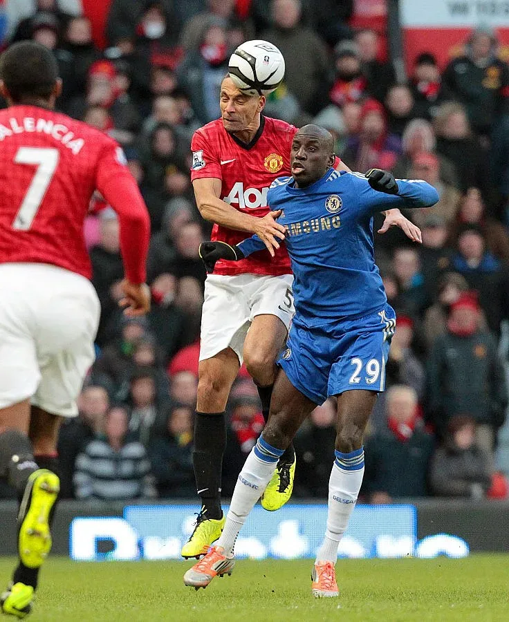 "Юнайтед" и "Челси" се хванаха за гушите