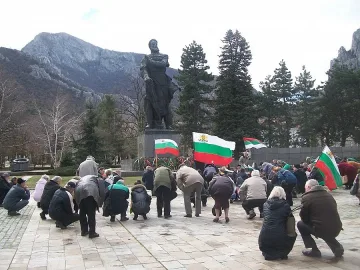 ТИМ се завъртя на протеста във Враца