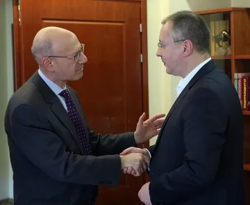 Евреи канят Станишев в САЩ