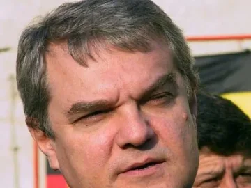 Петков: Жена сменя Цветанов