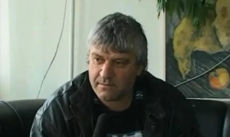 Бунт със стотинки пред касите на Енергото